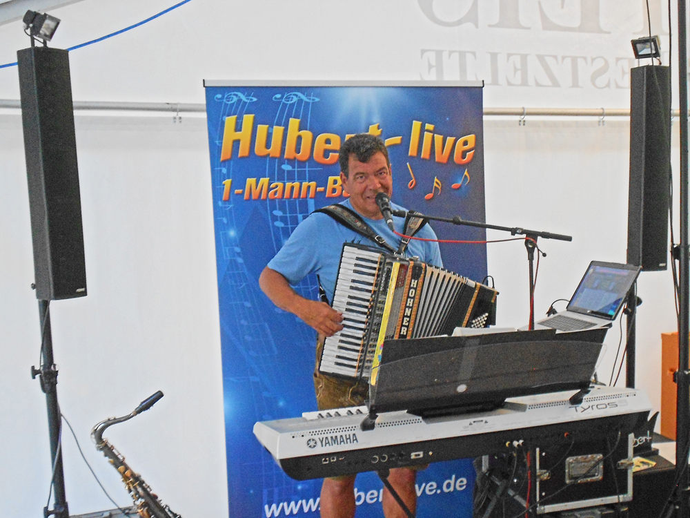 Geburtstagsparty Alleinunterhalter Hubert-live Niederbayern